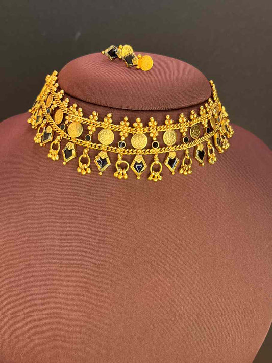 palakka coin new/Grand Lakshmi Coin Necklace Pendant Green Beads Drops