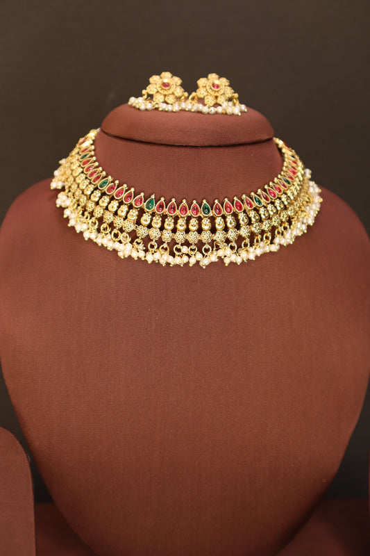 Simple Radiance kundan Necklace